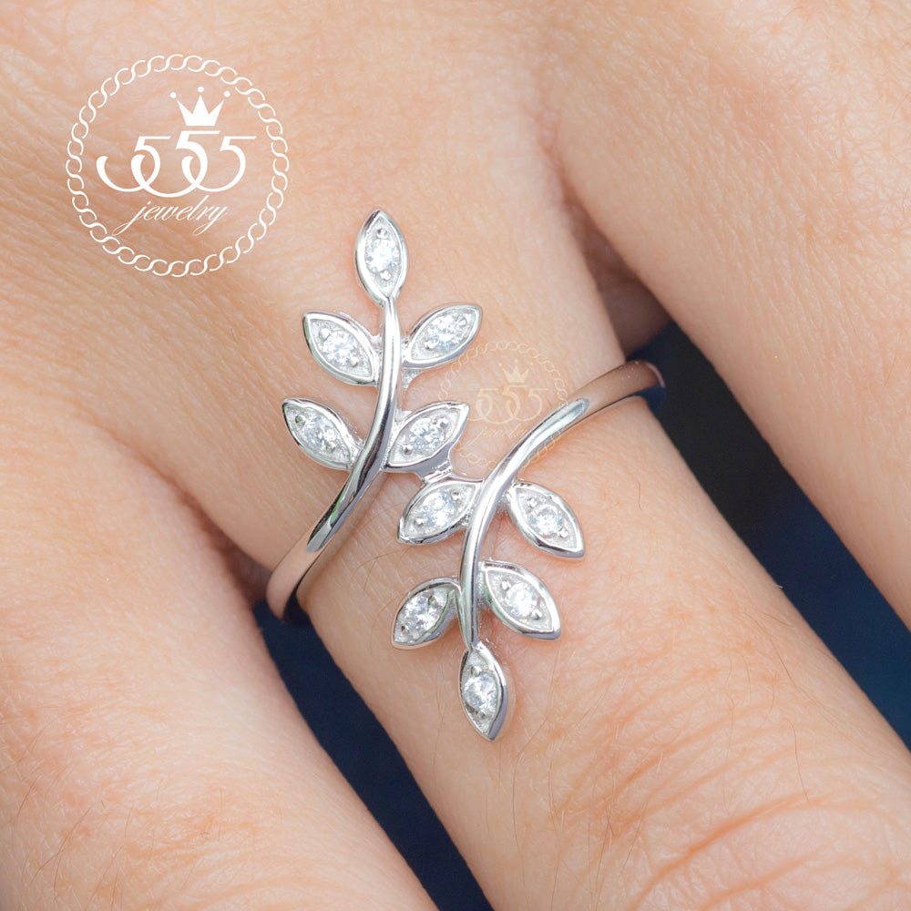 แหวนเงินแท้ Silver 925 ดีไซน์ช่อใบมะกอก ฝังเพชรสวิส แหวน แหวนแฟชั่น เครื่องประดับผู้หญิง